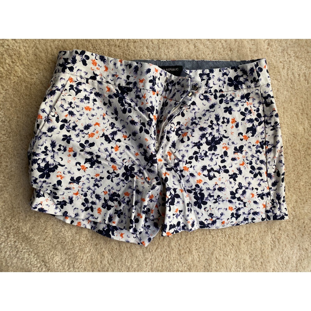 Banana Republic shorts size 4